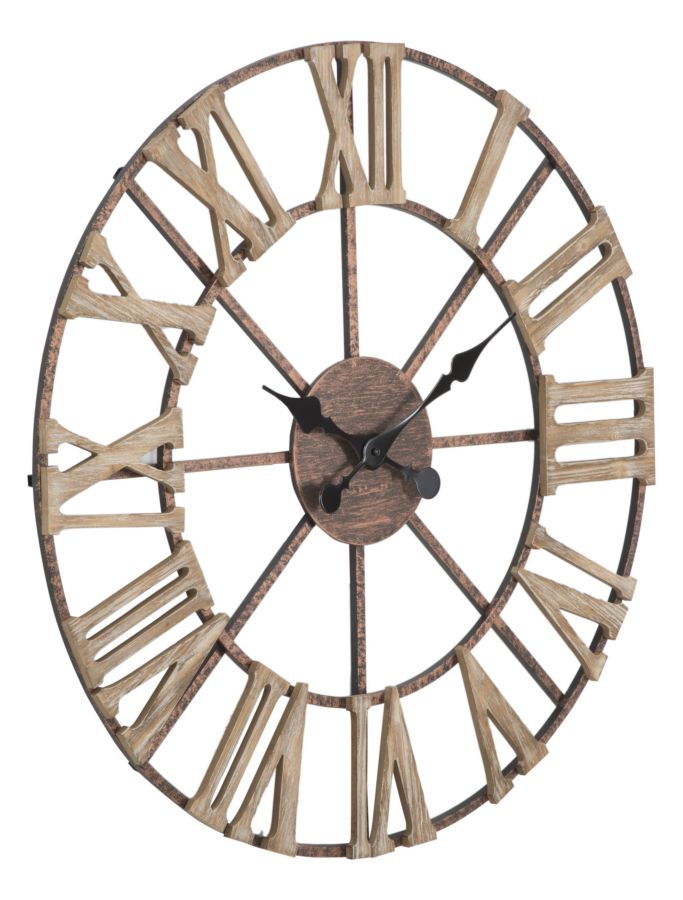Reloj de pared con números romanos en metal y madera