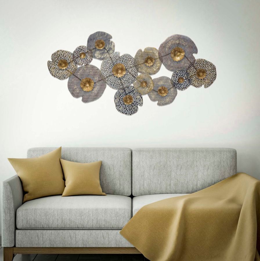 Decoración de pared con flores redondas de metal