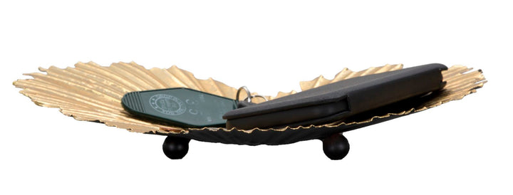 Bandeja de Metal Dorada en Forma de Corazón