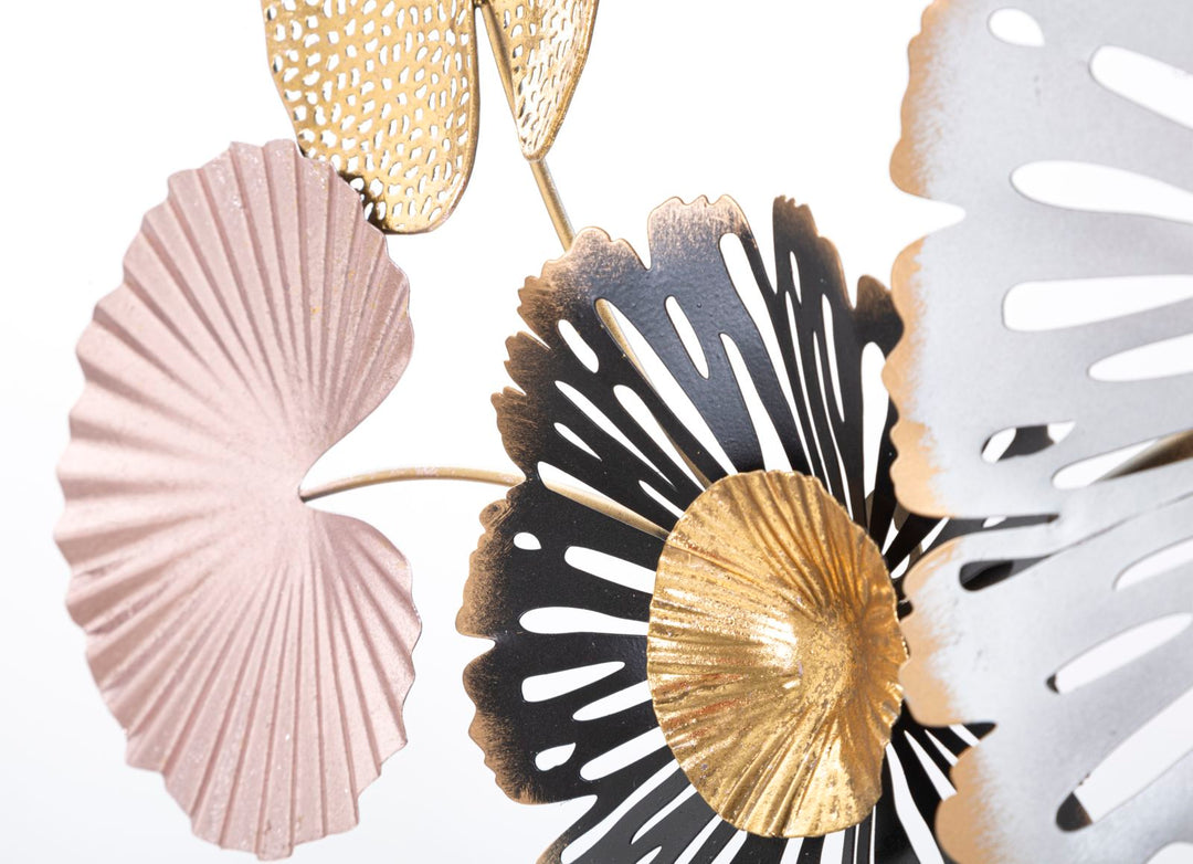 Lirio de agua de metal