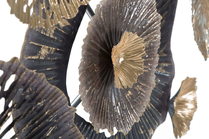 Decoración de pared con flores de metal