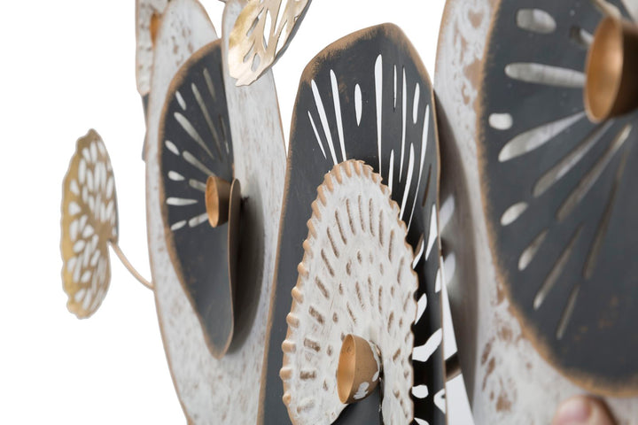 Decoración de pared de flores y hojas de metal