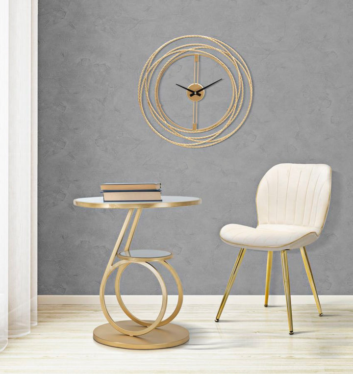 Reloj de Pared de Metal Dorado Decorado con Círculos Geométricos