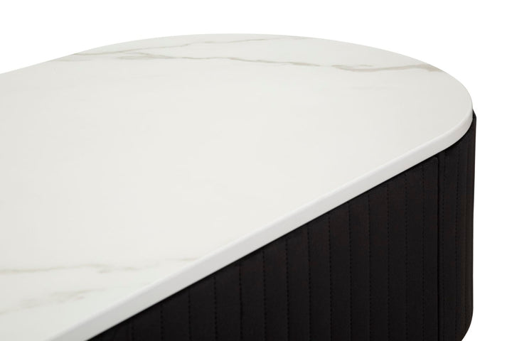 Mueble de TV de madera negra con base dorada – Montpellier unidad moderna