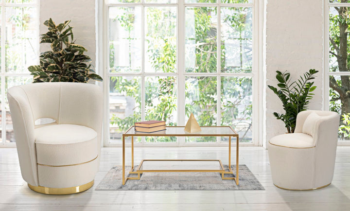 Sillón Redondo Crema con Cojín y Detalles Dorados