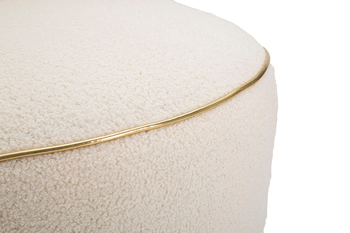 Sillón Redondo Crema con Cojín y Detalles Dorados