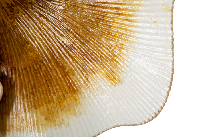 Decoración de pared con flores de metal