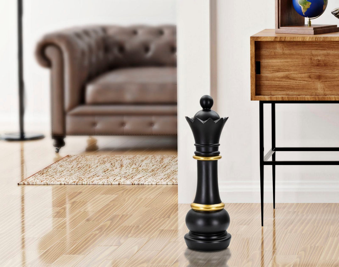 Pieza de Ajedrez Reina Negra y Oro (Escultura Moderna)