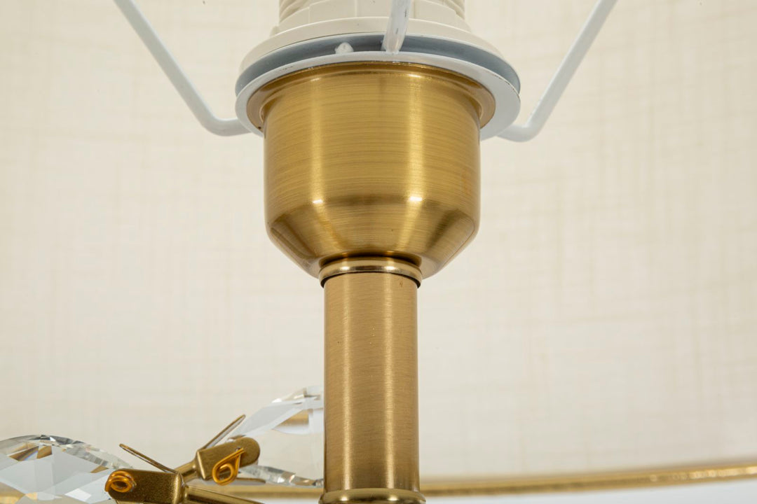 Lámpara de pie dorada con pantalla blanca – Versailles diseño elegante