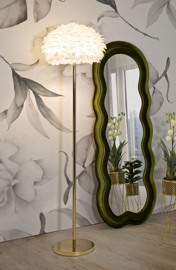 Lámpara de pie delgada blanca con pantalla de plumas – Feathers Collection