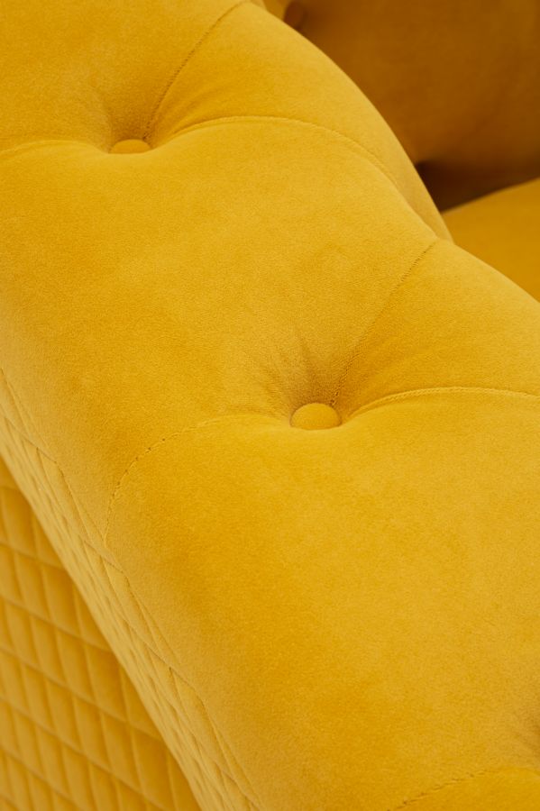 Sillón de terciopelo mostaza con cojín – Emy sillón de acento