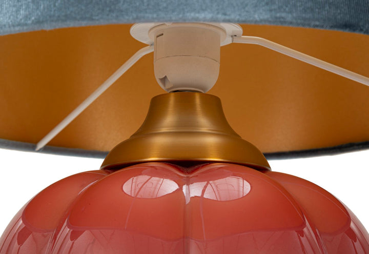 Lámpara de mesa azul y roja con pantalla de tela – Helene Ball diseño