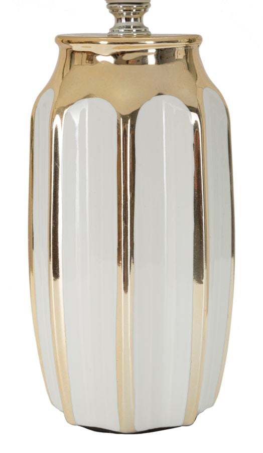 Lámpara de mesa de cerámica blanca con pantalla de tela – Cassy acento moderno