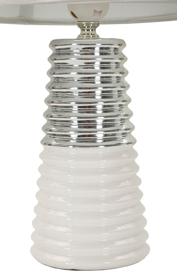 Lámpara de mesa blanca y plateada con pantalla de tela – Candela diseño moderno