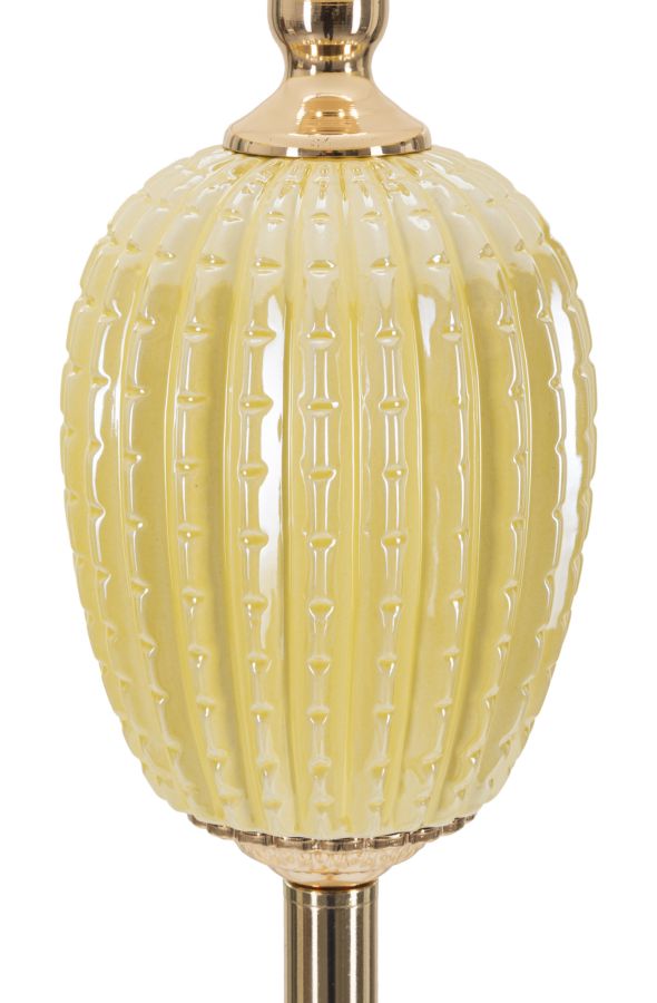 Lámpara de pie dorada con pantalla de tela – Lot diseño elegante