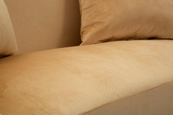 Sofá tapizado beige con cojines – Browy 2 plazas