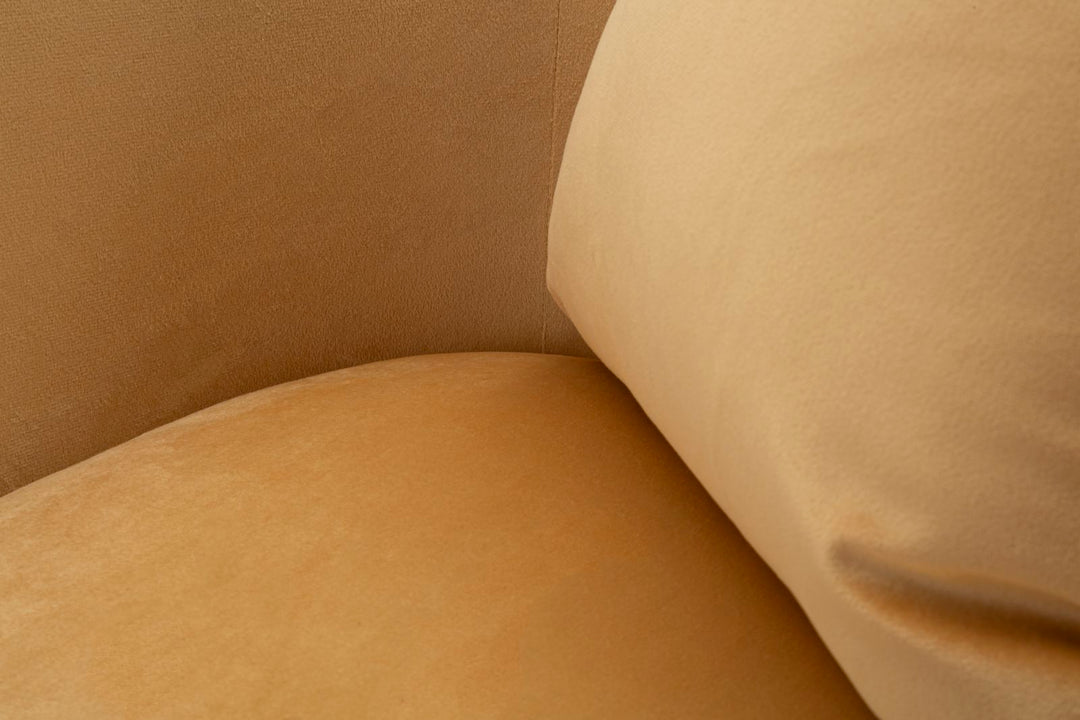 Sillón tapizado beige con cojín – Browy sillón de acento