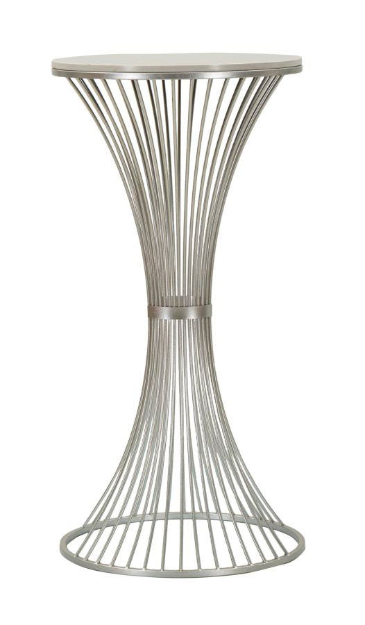 Mesa auxiliar redonda de mármol artificial con base de metal – Funnel diseño de acento