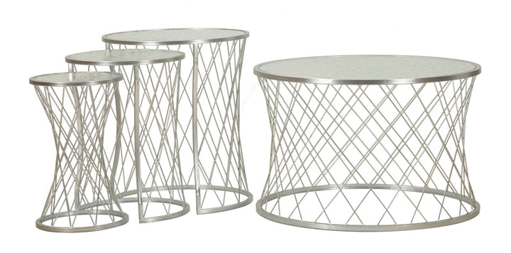 Juego de 4 mesas auxiliares de metal plateado – Noah colección moderna