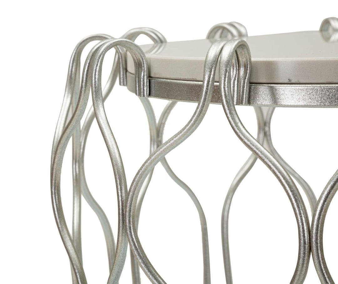 Mesa auxiliar redonda de mármol artificial con estructura metálica tejida – Hook diseño de acento