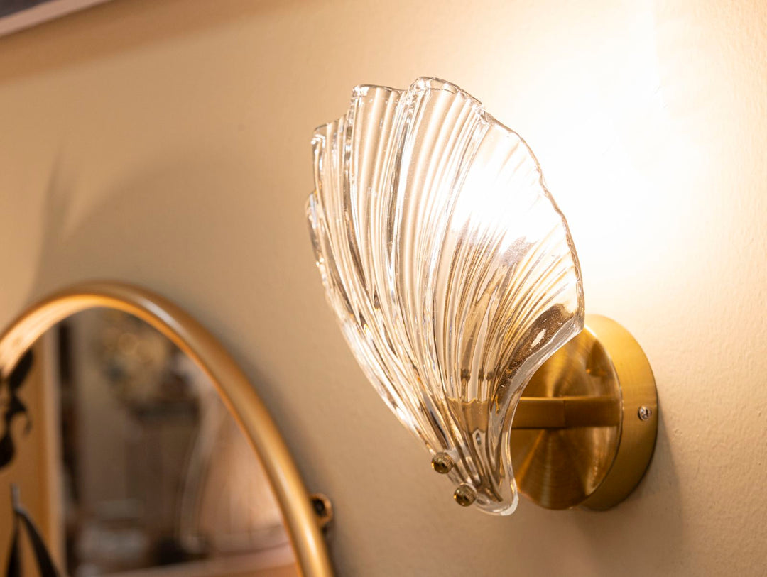 Aplique de pared dorado y blanco con diseño de concha – Muro estilo decorativo