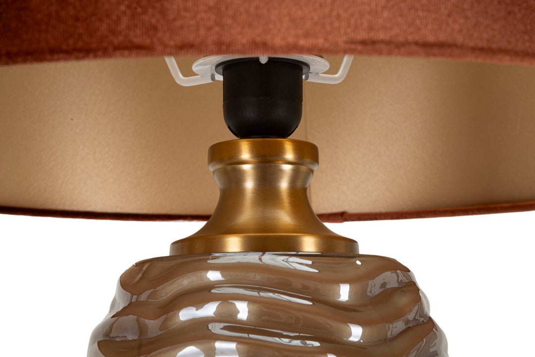 Lámpara de mesa decorativa marrón con pantalla de tela – Prague Collection