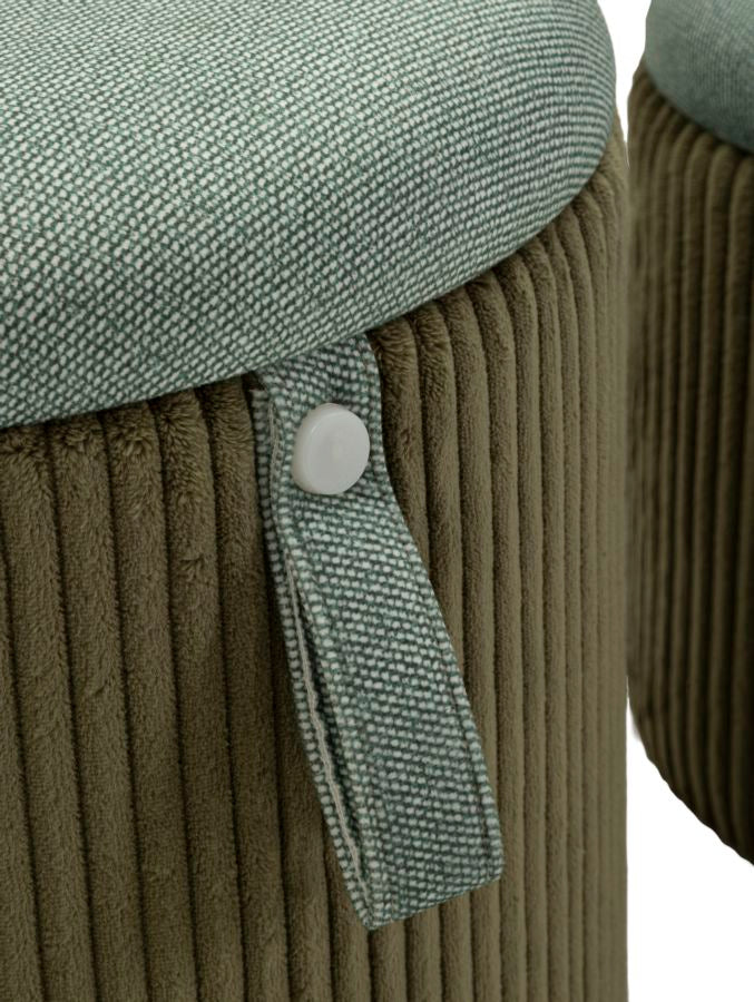 Juego de 2 pufs de terciopelo verde con almacenaje – Bolzano otomanas modernas