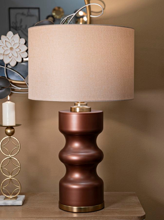 Lámpara de mesa de madera marrón con pantalla de tela – Rosenthal Collection