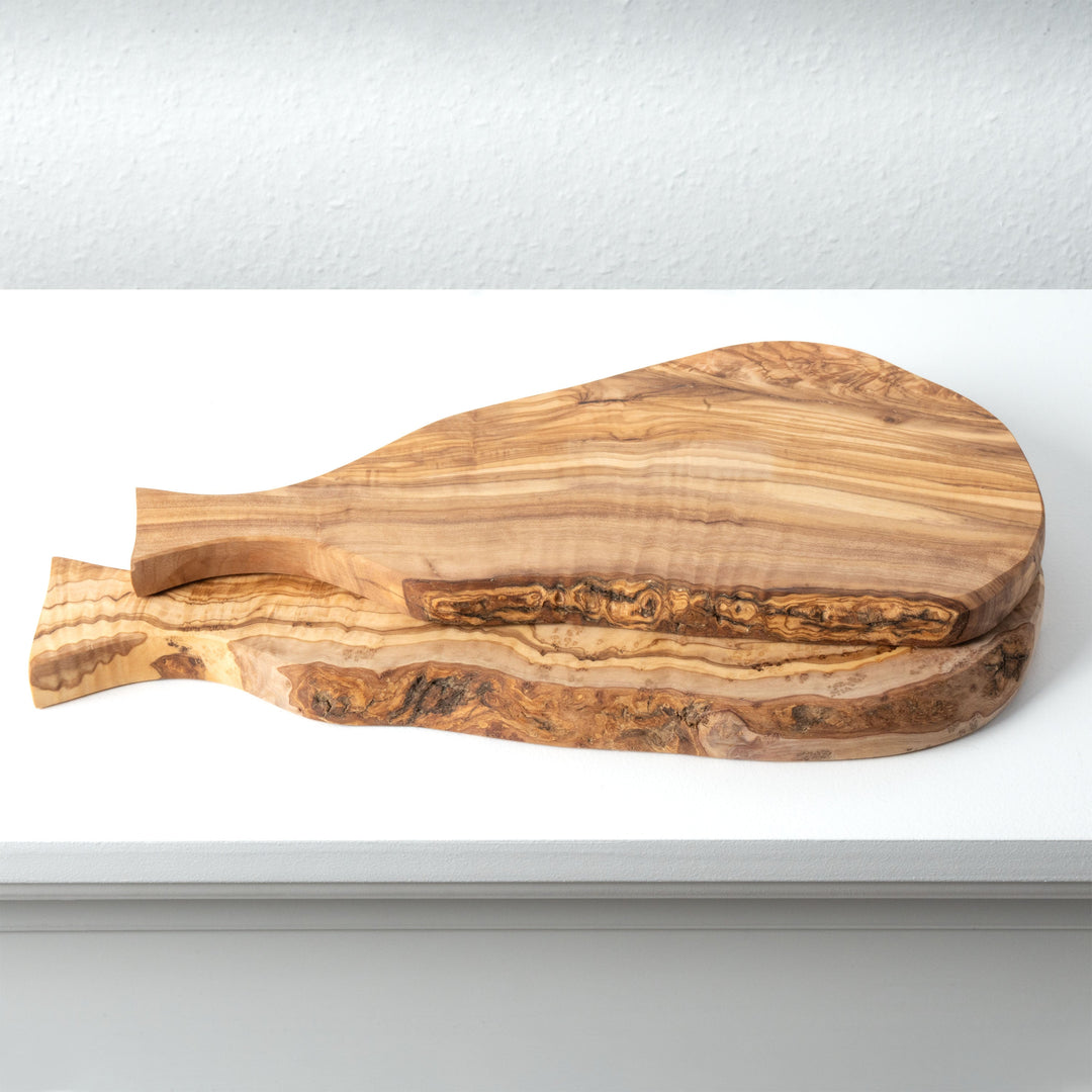 Juego de tablas de cortar con mango irregular de madera de olivo hecho a mano (2 piezas)