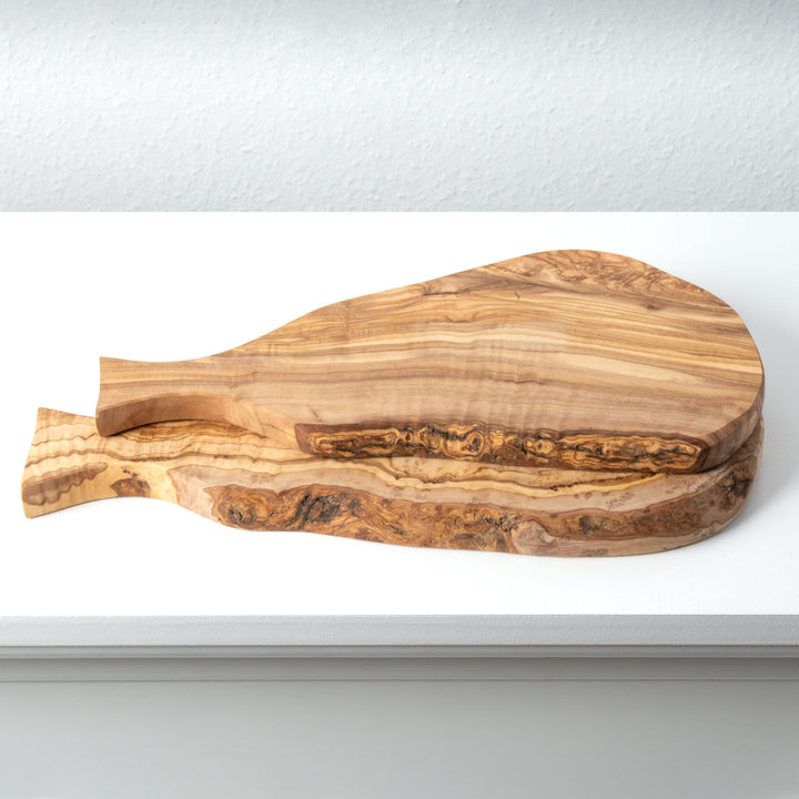 Juego de tablas de cortar con mango irregular de madera de olivo hecho a mano (2 piezas)