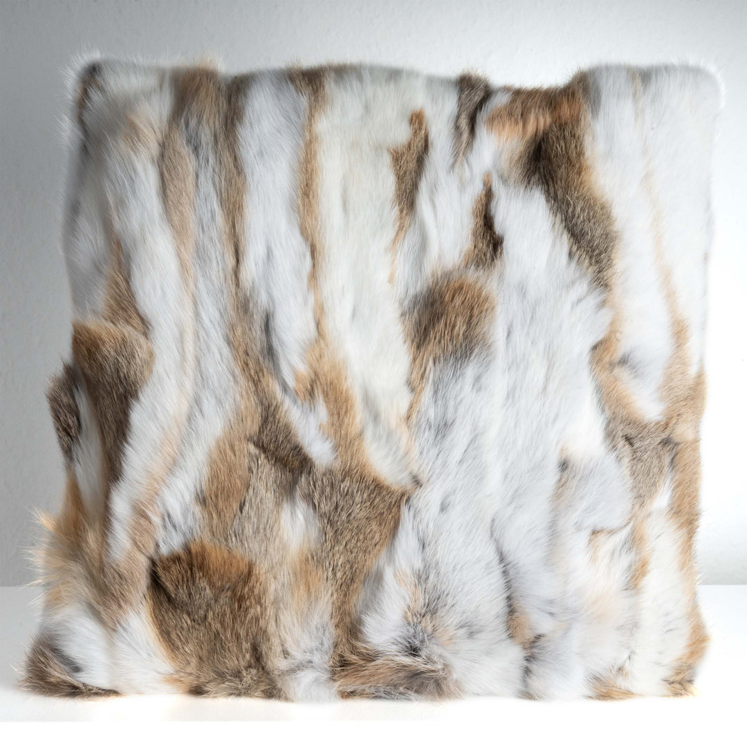 Cojín de Piel de Conejo Beige (Oryctolagus cuniculus)