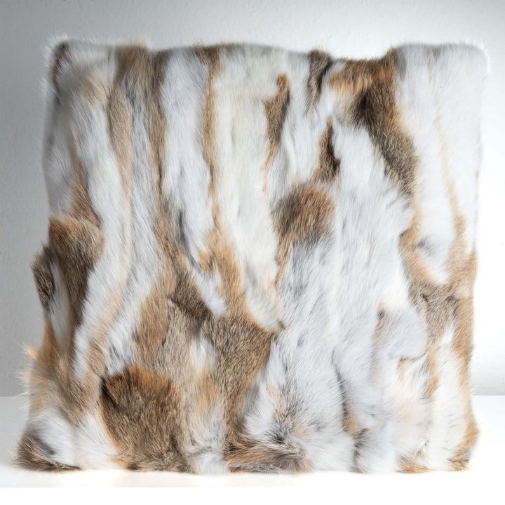 Cojín de Piel de Conejo Beige (Oryctolagus cuniculus)