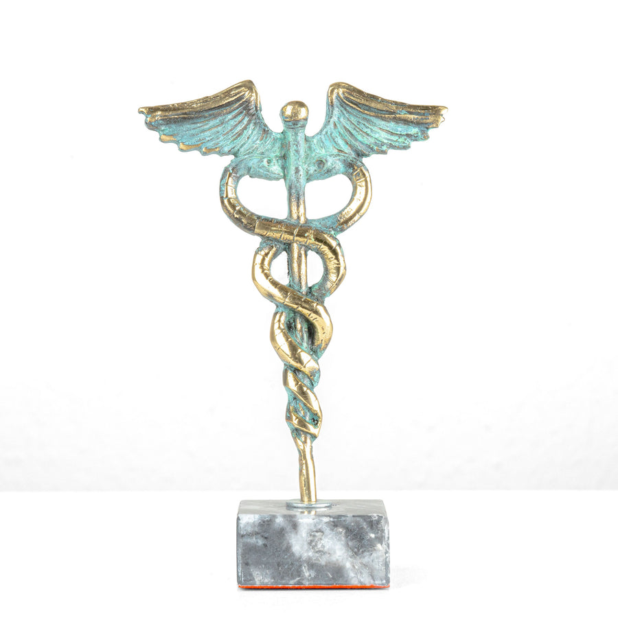 Estatua del Caduceo — Símbolo de medicina y sanación (Escultura de latón)