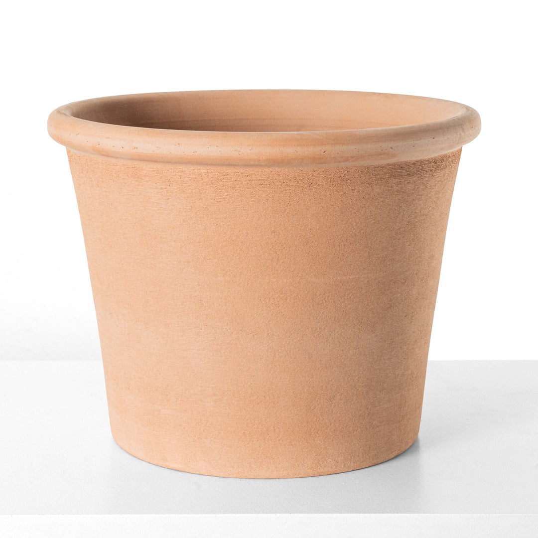 Macetero clásico de terracota
