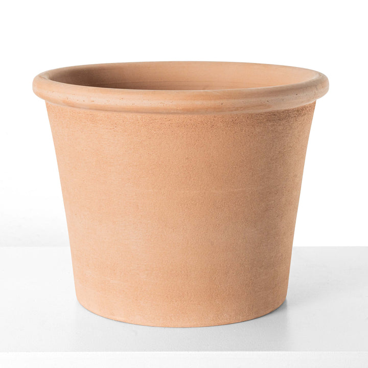 Macetero clásico de terracota