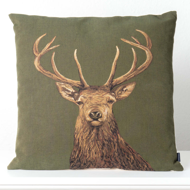 Cojín Verde con Motivo de Ciervo (Tejido Gobelino)
