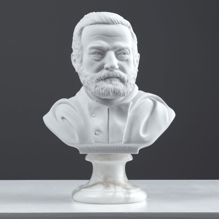 Busto Victor Hugo — Maestro del Romanticismo Francés