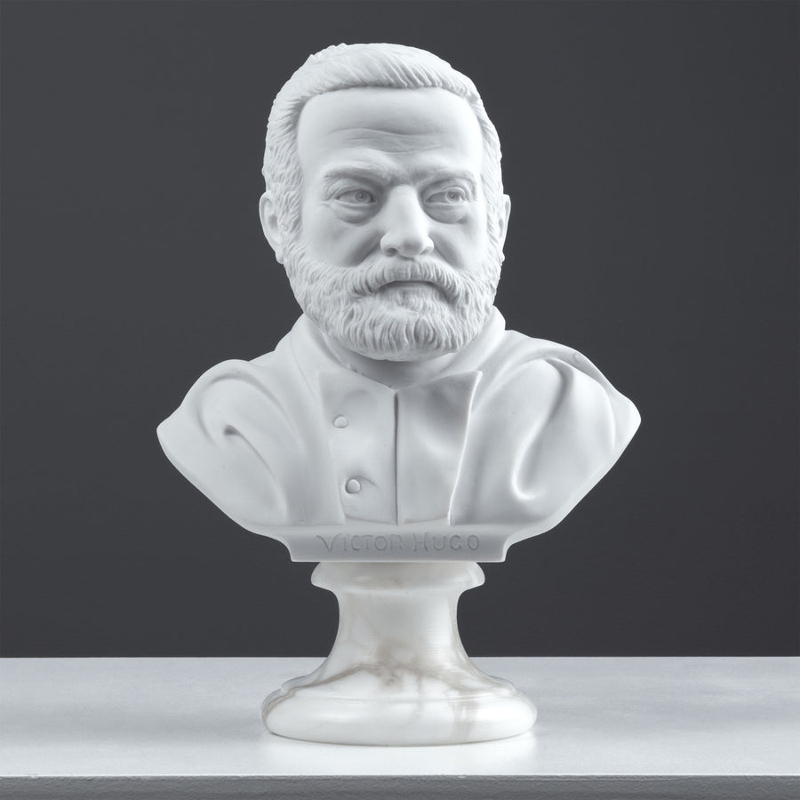 Busto Victor Hugo — Maestro del Romanticismo Francés
