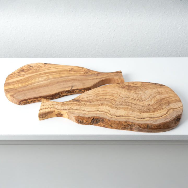 Juego de tablas de cortar con mango irregular de madera de olivo hecho a mano (2 piezas)