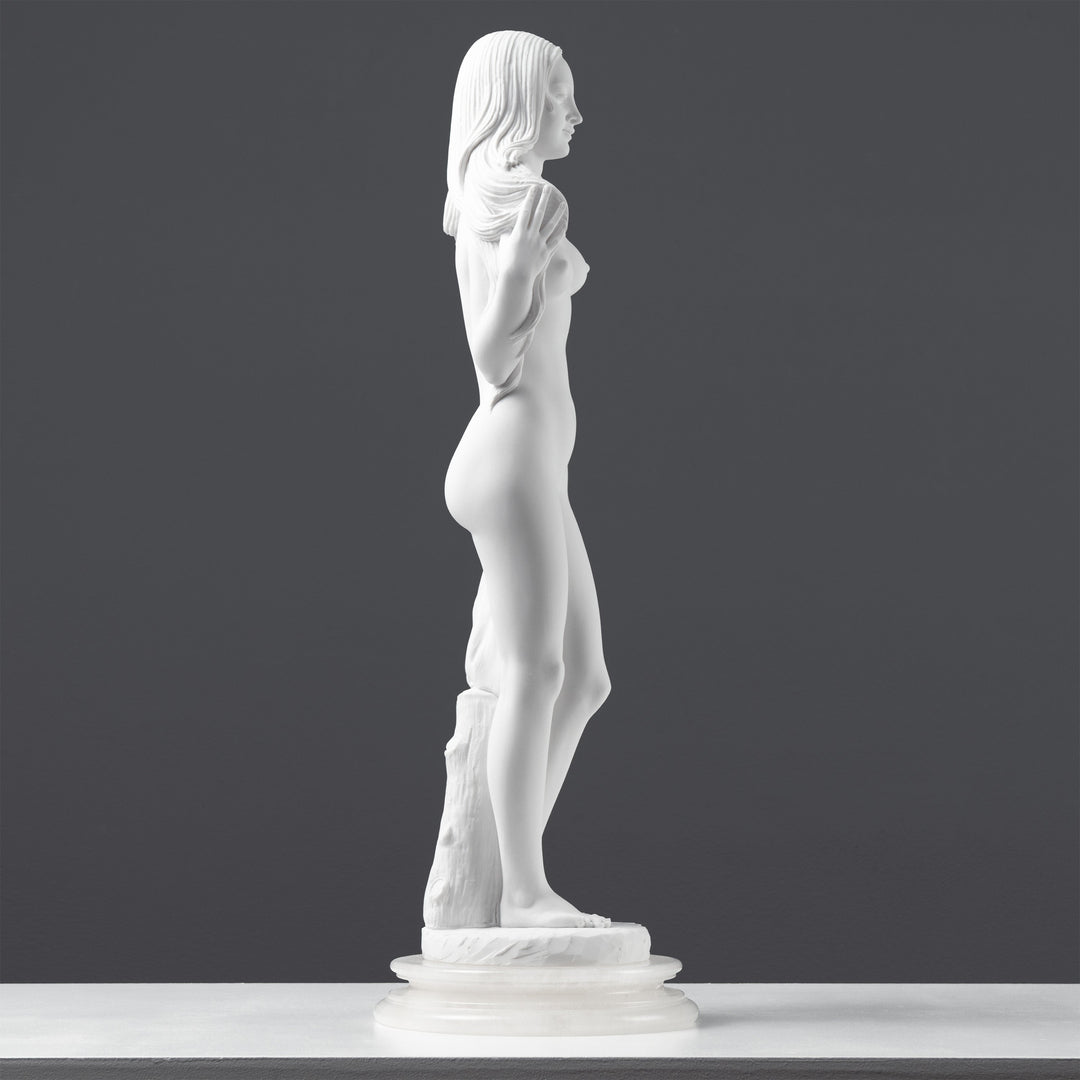 Escultura Desnudo Femenino — Belleza Ideal