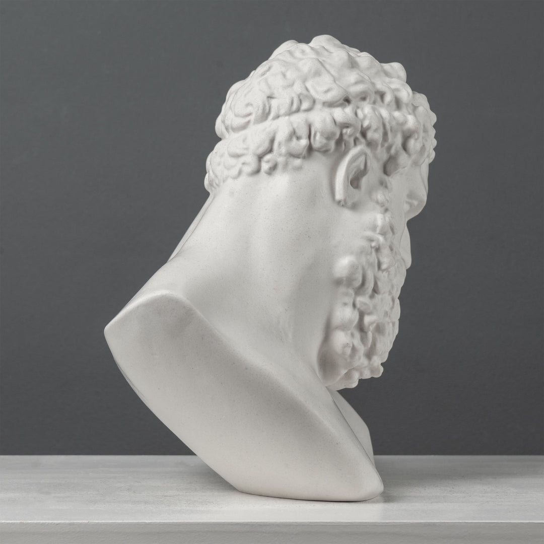 Busto De Hércules – Héroe Griego De La Fuerza Y El Poder
