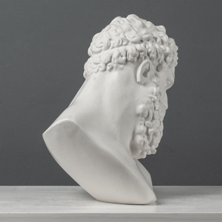 Busto De Hércules – Héroe Griego De La Fuerza Y El Poder
