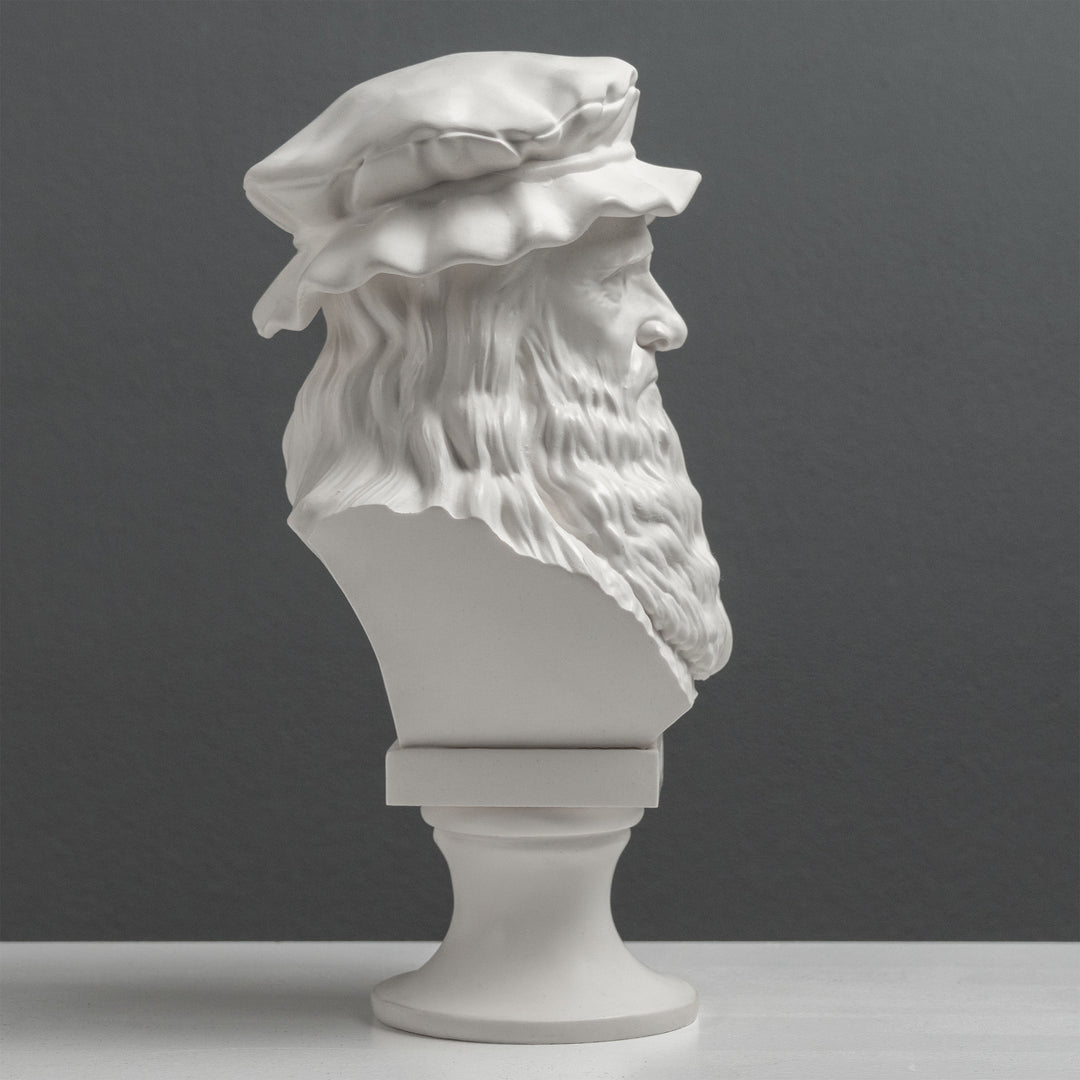 Busto de Leonardo da Vinci – Maestro del Renacimiento (Estatua Blanca)