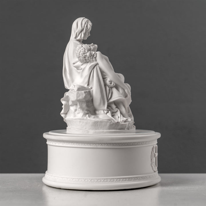 Urna funeraria de la Piedad de Miguel Ángel (escultura de resina blanca)
