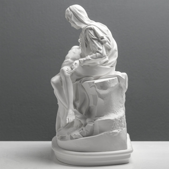 Escultura de la Piedad de Miguel Ángel – Estatua Blanca (Museos Vaticanos)