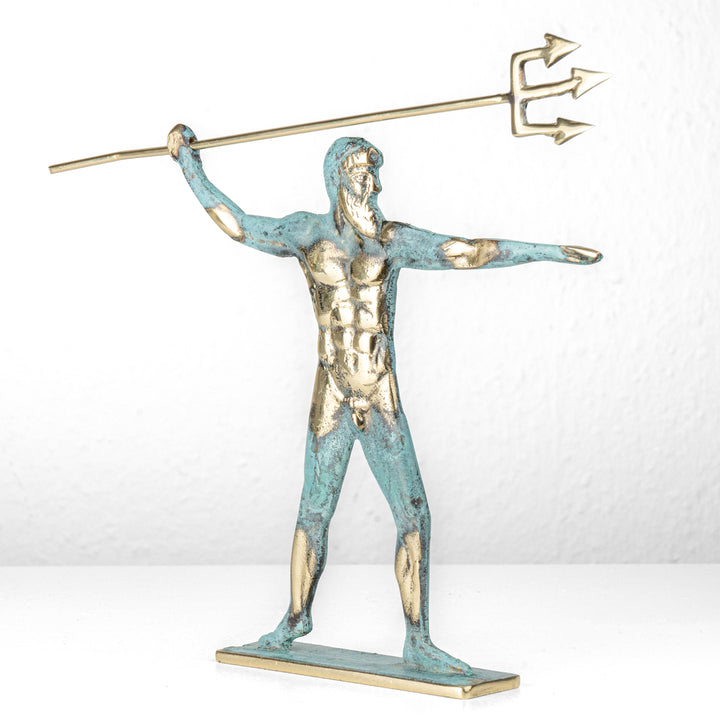 Estatua de Poseidón — Dios griego del mar con tridente (Escultura de latón)