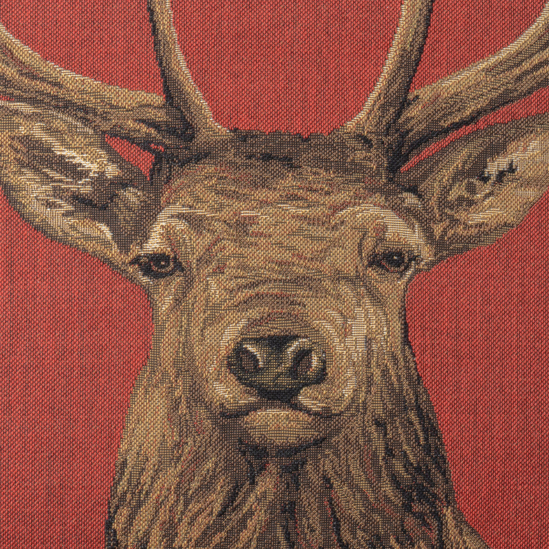Cojín Rojo con Motivo de Ciervo (Tejido Gobelino)