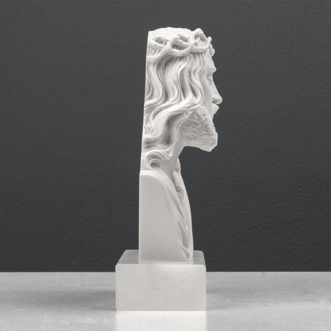 Escultura de busto del Sagrado Corazón de Jesús (relieve)