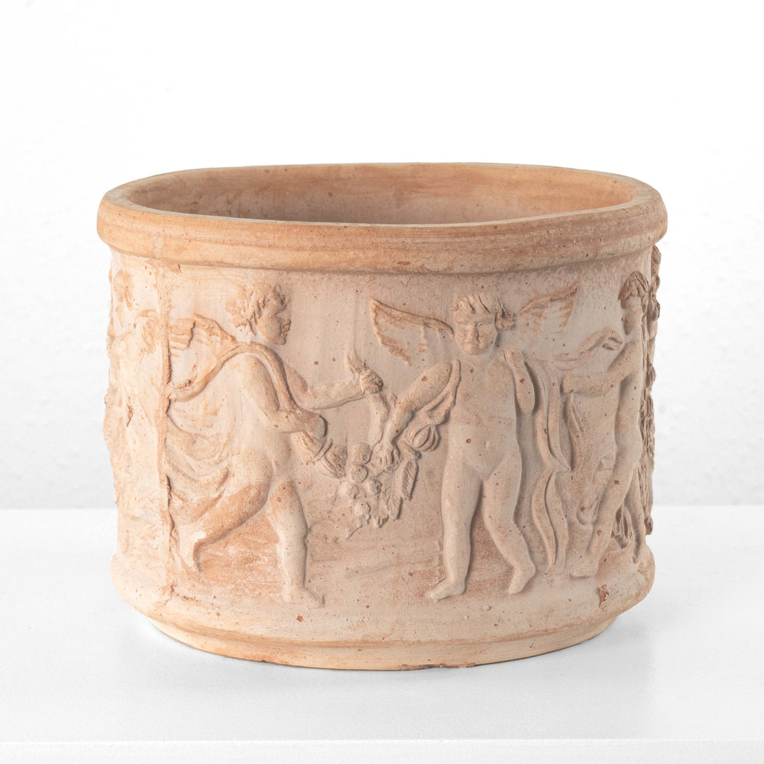 Macetero de terracota con relieve de putti italianos (Cilíndrico)
