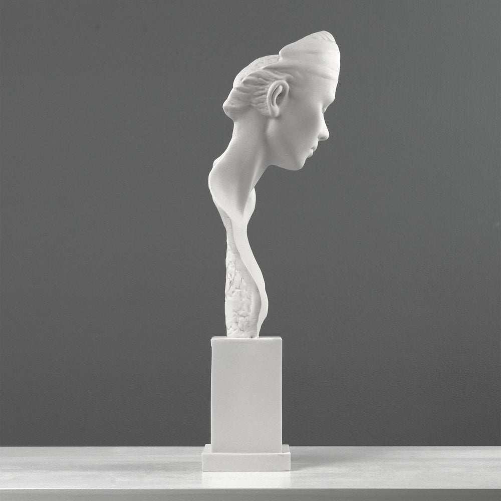 Escultura de busto Serenity – Representación moderna de una joven